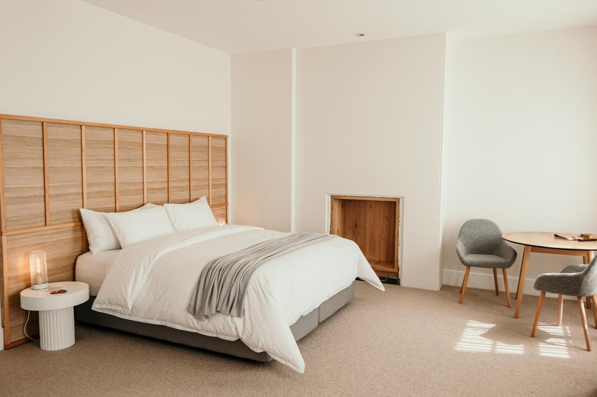 The Oak & Anchor Hotel Порт-Фері Екстер'єр фото A bedroom